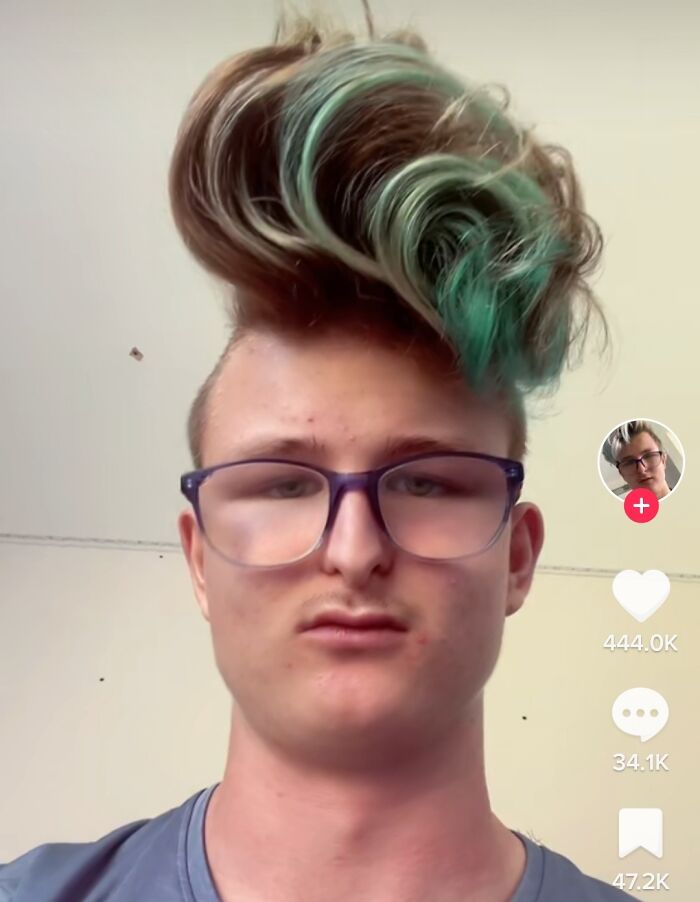 Un tipo que encontré en Tiktok. He comprobado tres veces si es un filtro, no lo es