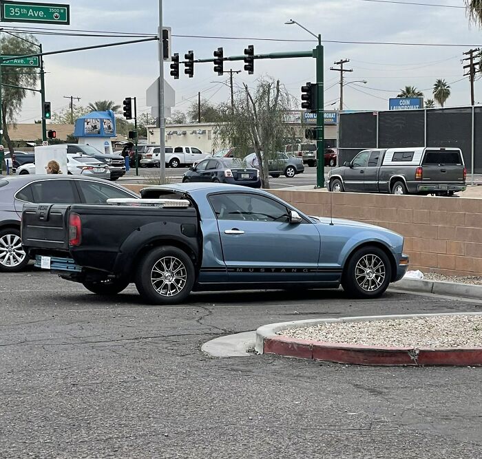 50 Times People Ruined Their Cars With Dumb Mods, As Shared On This Online Page