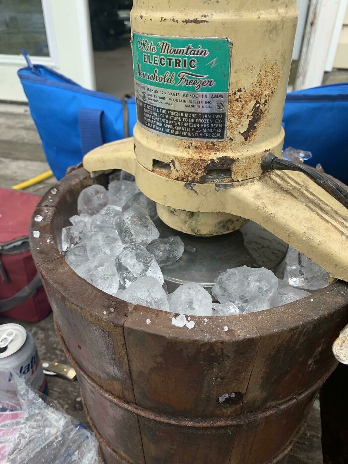 Modelo 692 de White Mountain. Lleva décadas haciendo helados para fiestas de cumpleaños y el 4 de julio