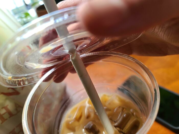 Sorbetes de papel, el artículo más inútil jamás creado