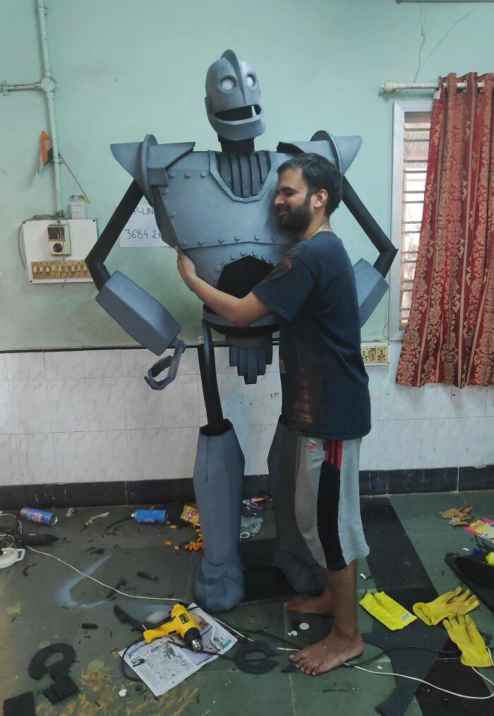 Me encanta el Gigante de Hierro y crearlo ha sido el sueño de toda mi vida. ¡Finalmente lo hice!