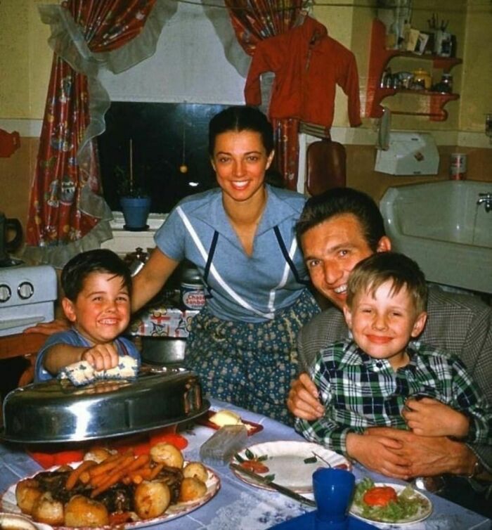 Esa es una familia de aspecto genuinamente feliz, Estados Unidos, 1959