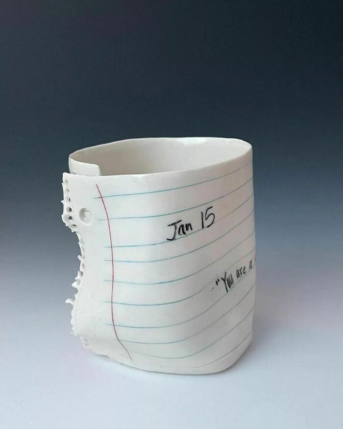 Taza con diseño de cuaderno