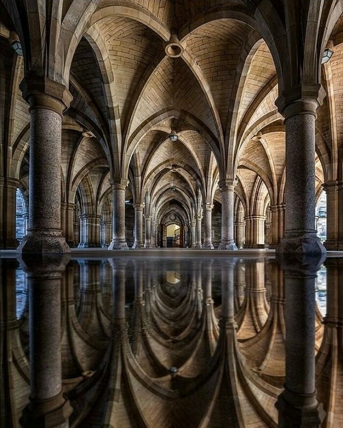 Claustro de la Universidad de Glasgow, Escocia