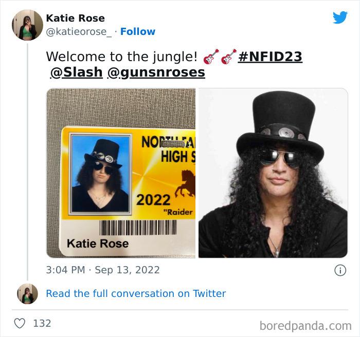 This High School Has A Tradition Of Letting Seniors Dress Up For Their ID Pictures, Here Are 30 Of The Ones Who Totally Slayed This Year