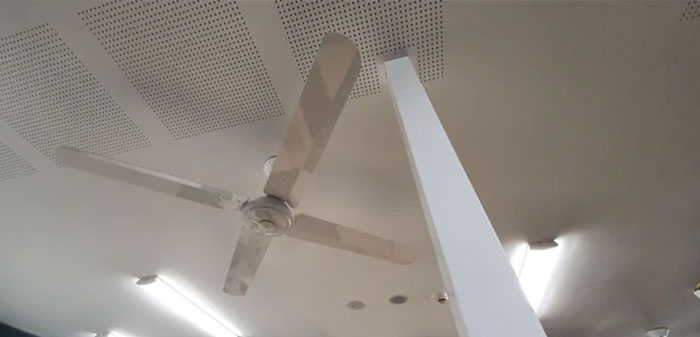 El ventilador se vuelve loco