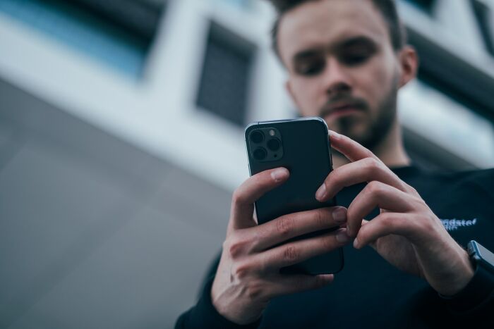 20 Situaciones brutales en las que las amistades resultaron ser una ilusión