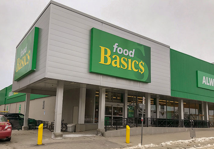 Hoy me enteré de que una tienda de comestibles en Canadá fue dejada abierta y desatendida en un día de fiesta nacional