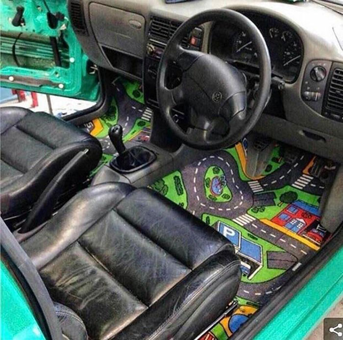 50 Times People Ruined Their Cars With Dumb Mods, As Shared On This Online Page