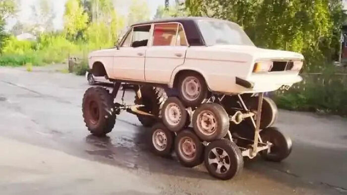 50 Times People Ruined Their Cars With Dumb Mods, As Shared On This Online Page