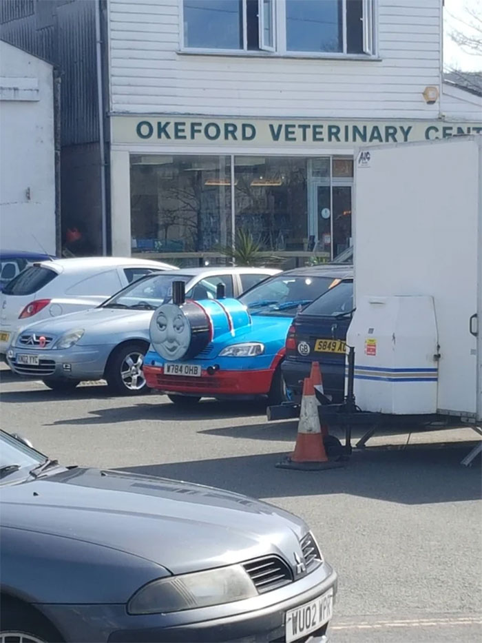 50 Times People Ruined Their Cars With Dumb Mods, As Shared On This Online Page