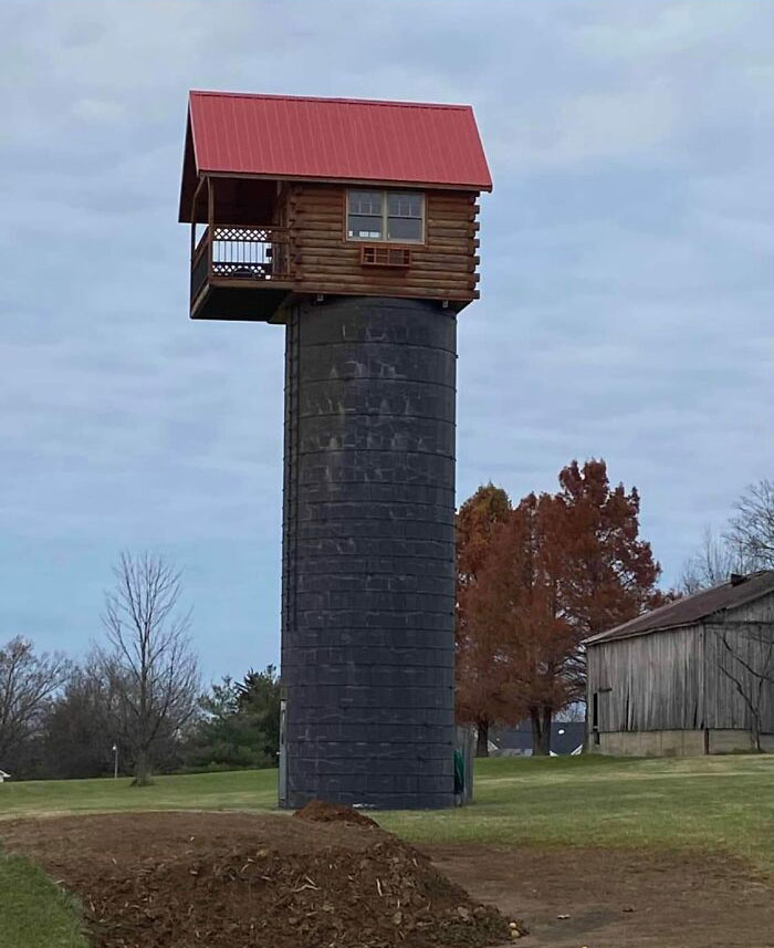 35 Of The Most Awful Homes Shared On The ‘That’s It, I’m Home Shaming’ Facebook Group (New Pics)
