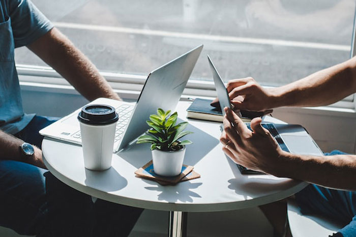 20 Señales de alarma que revelan un “mal ambiente laboral” a tener en cuenta durante las entrevistas