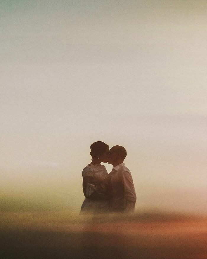 I Take Weird Wedding Photos And Clients Love Them (18 Pics)