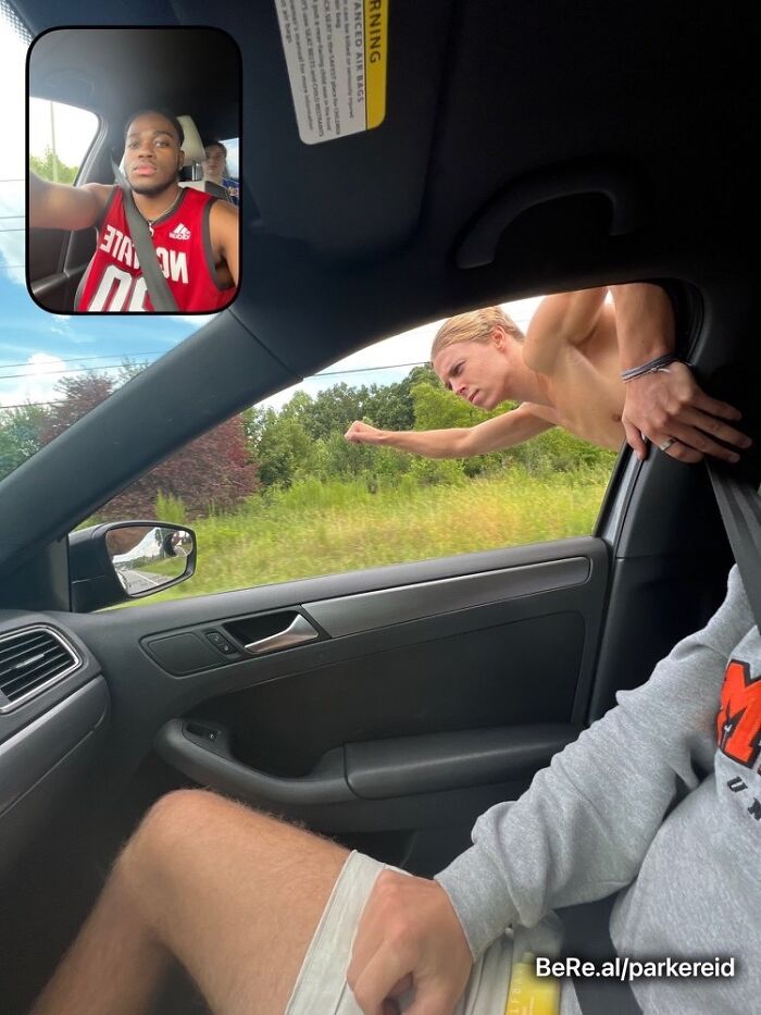 People Are Sharing Their Hilarious BeReal Pics, Here Are 35 Of The Funniest Ones