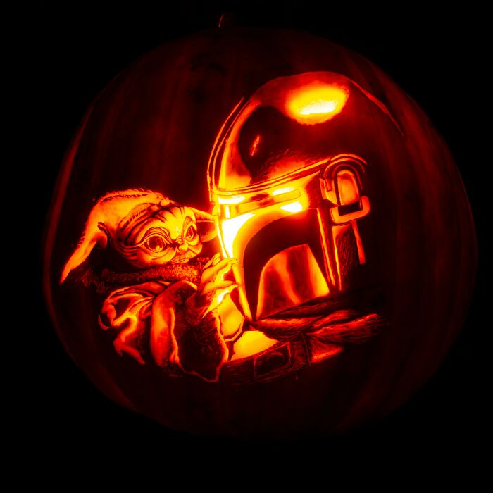 "El niño viene conmigo". Mi calabaza tallada de 2021