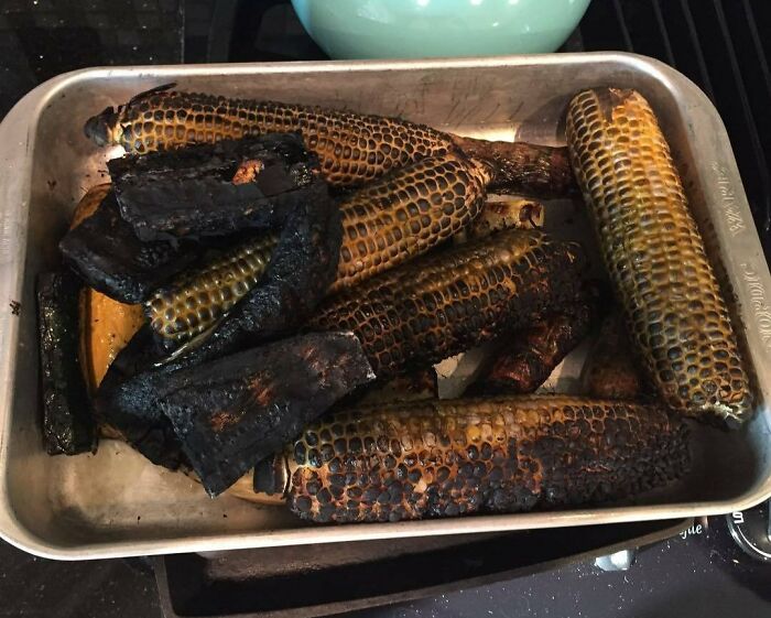 Cuando tu esposo sobreestima tu habilidad de usar la parrilla