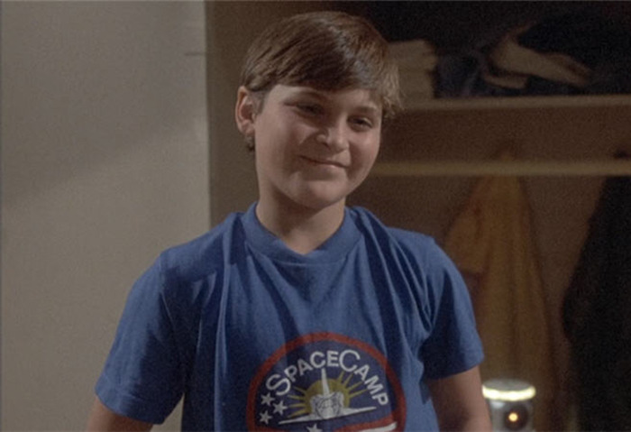 Joaquin Phoenix en S.O.S.: Equipo Azul (1986)