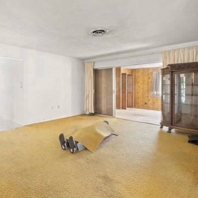 Real Estate Fails: ‘The Broke Agent’ Pokes Fun At The Most Hectic Homes, And Here Are 40 Of The Worst Of Them (New Pics)