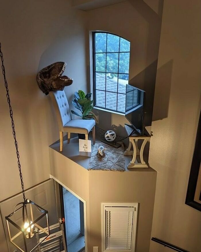 Real Estate Fails: ‘The Broke Agent’ Pokes Fun At The Most Hectic Homes, And Here Are 40 Of The Worst Of Them (New Pics)