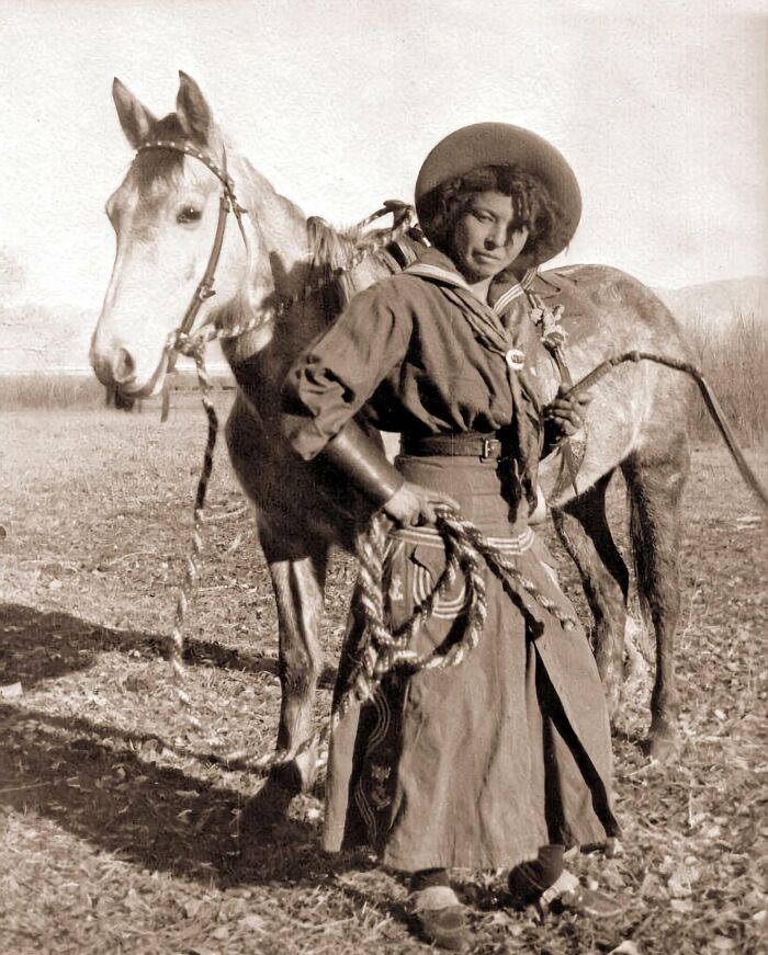 Nellie Brown, una vaquera afroamericana, c.1880