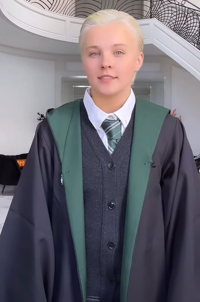 Jojo Siwa como Draco Malfoy de Harry Potter