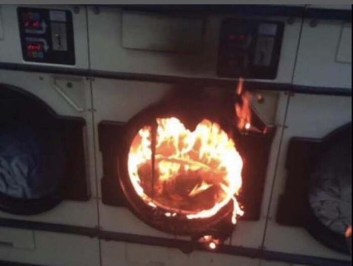 Apparently, There's A Dedicated Twitter Page Called "Cursed Images" And Here Are 30 Of The Weirdest Photos Posted On It