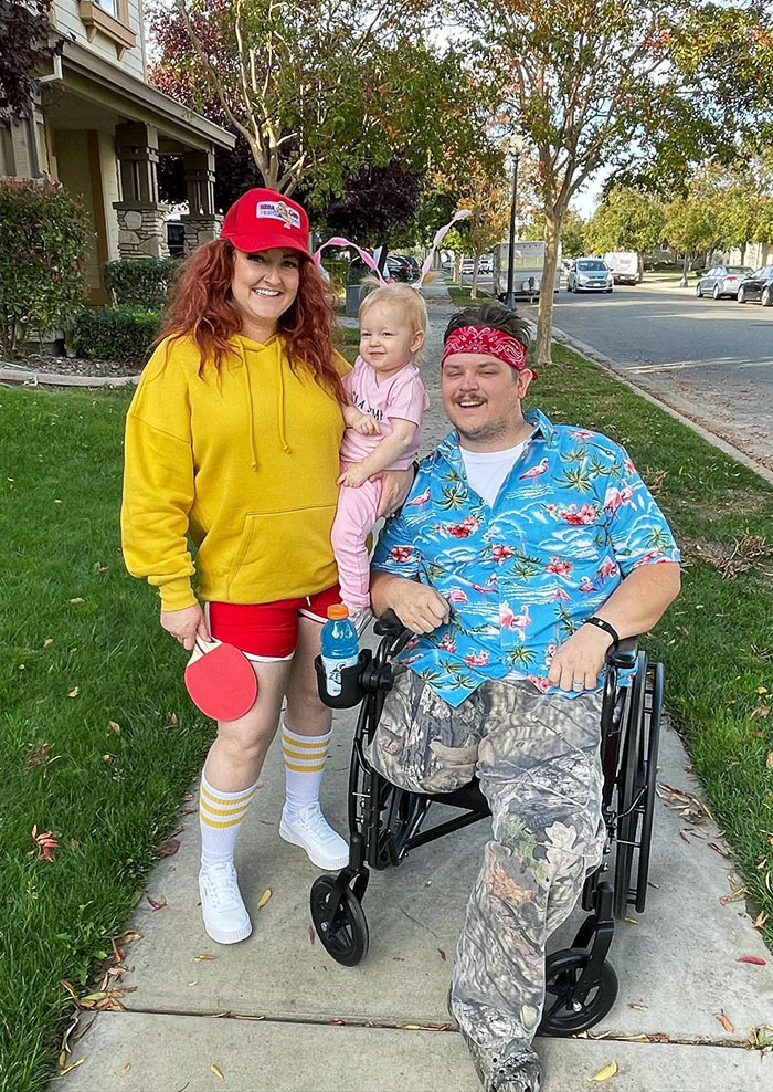 Feliz Halloween de parte de Forrest Gump, el teniente Dan y el camarón favorito de todos