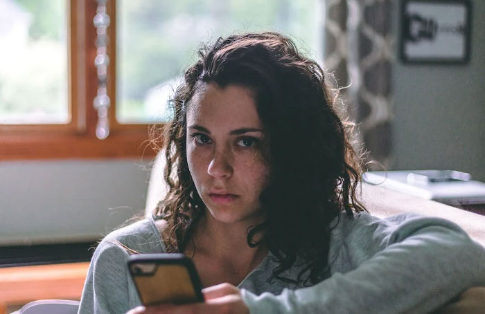 25 Acciones que suelen considerarse "maduras", pero en realidad reflejan la inmadurez de las personas