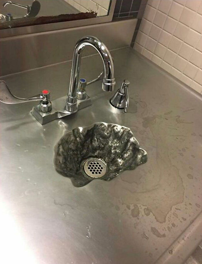 Tengo un mal presentimiento sobre este lavabo