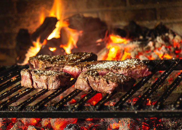 20 Platos que la gente debería dejar de pedir en restaurantes, según revelan los empleados en internet