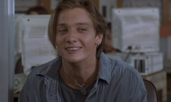 Jeremy Renner en Desmadre a la Americana (1995)