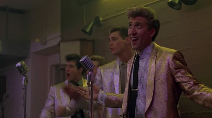 Nicolas Cage, Jim Carrey, Harry Basil y Glenn Withrow en Peggy Sue se Casó (1986)