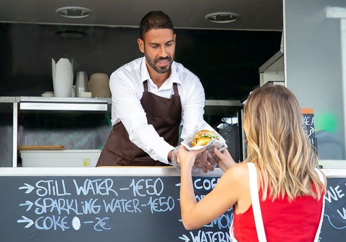 20 Hombres tan exasperantes que las mujeres tuvieron que bloquearlos enseguida
