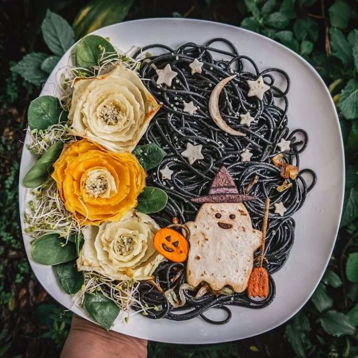 Pasta de tinta de calamar con mantequilla y ajo