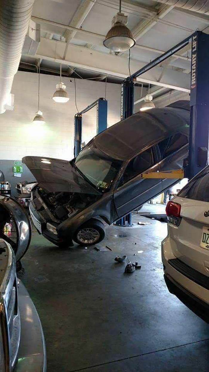 50 Times People Didn’t Give A Heck About OSHA Safety Regulations And Did What They Had To Do, As Shared On This Facebook Group