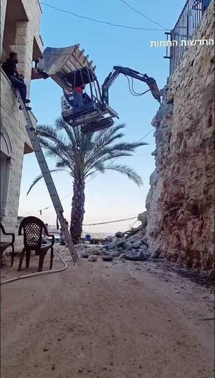 50 Times People Didn’t Give A Heck About OSHA Safety Regulations And Did What They Had To Do, As Shared On This Facebook Group