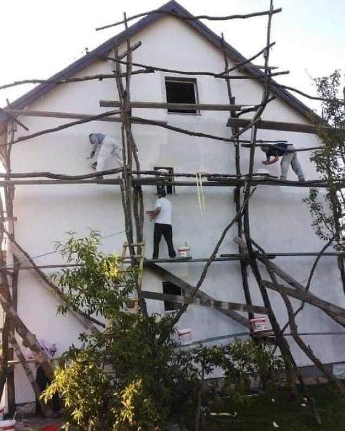 50 Times People Didn’t Give A Heck About OSHA Safety Regulations And Did What They Had To Do, As Shared On This Facebook Group