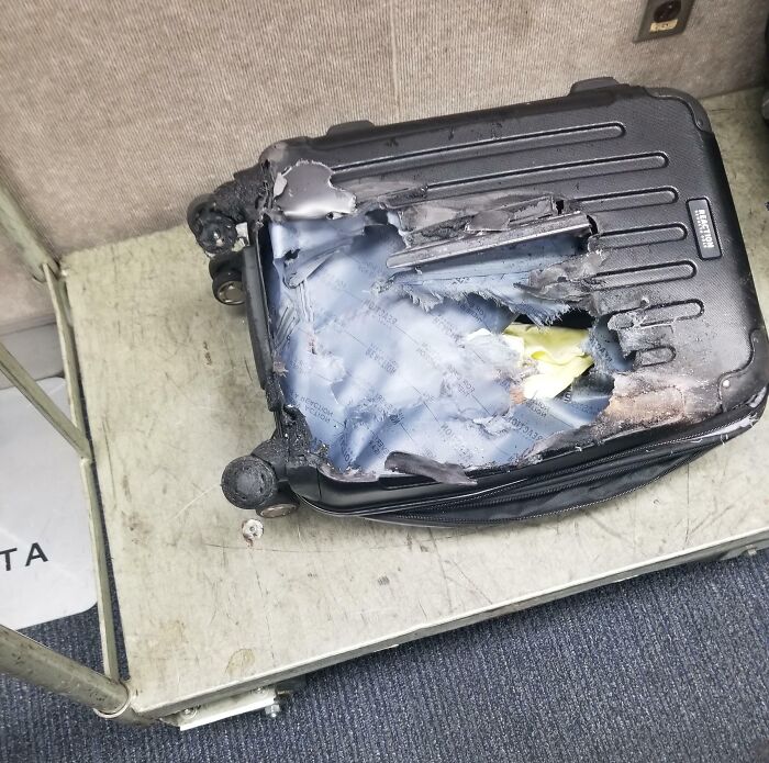 Delta volcó y destruyó mi maleta y ahora quieren que lo pruebe
