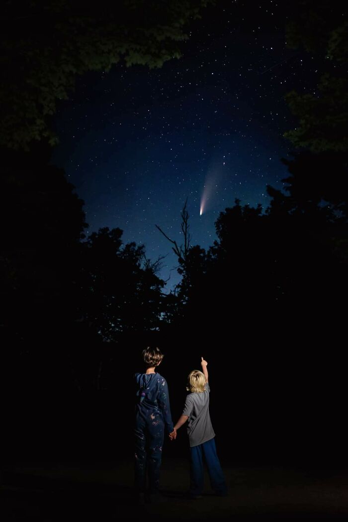 Tomé una foto de mis hijos y un cometa
