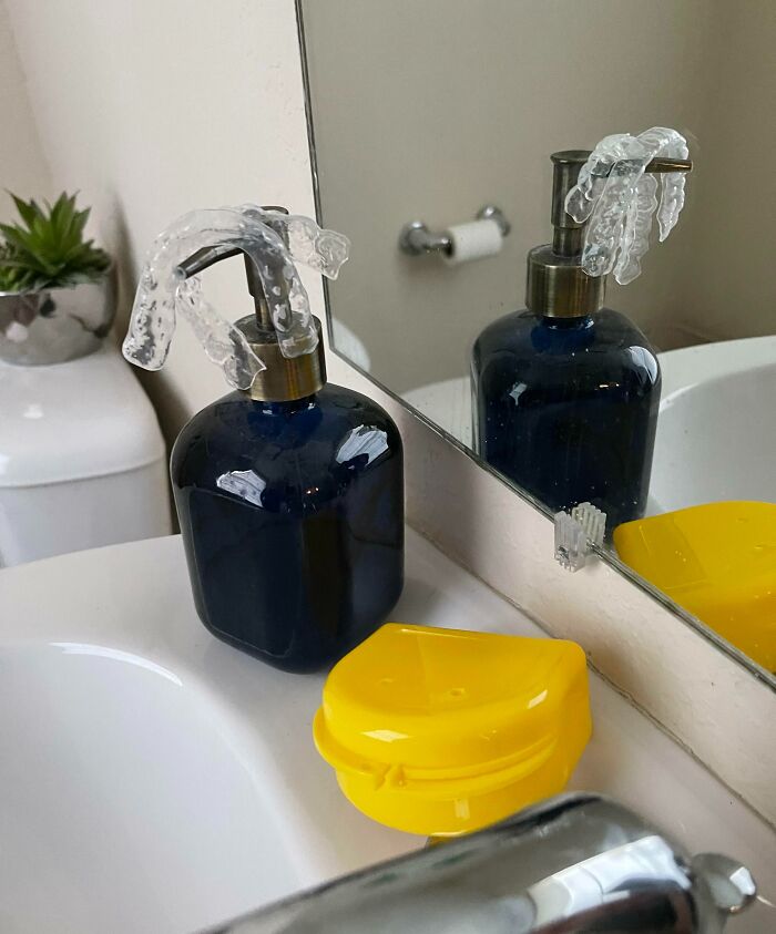 Aquí es donde mi mujer deja sus cosas de los dientes