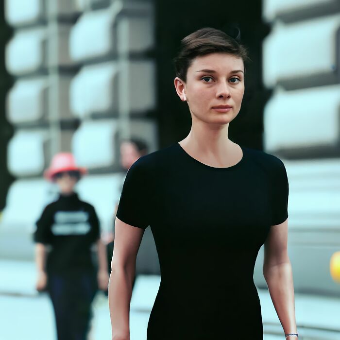 Audrey Hepburn - Actriz británica, famosa por sus numerosas películas, especialmente "Breakfast At Tiffany's"