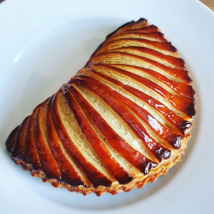 Tarta de hojaldre y manzana