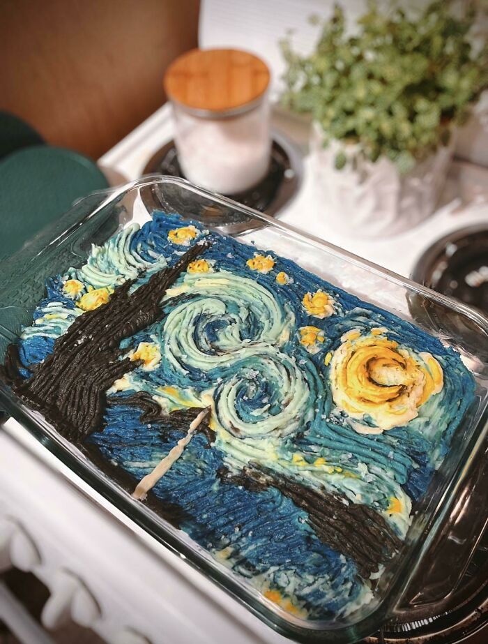 Soñé que hacía un Cottage Pie con puré de patatas de la Noche Estrellada y no he podido dejar de pensar en ello... Así que os presento el Cottage Pie de la Noche Estrellada