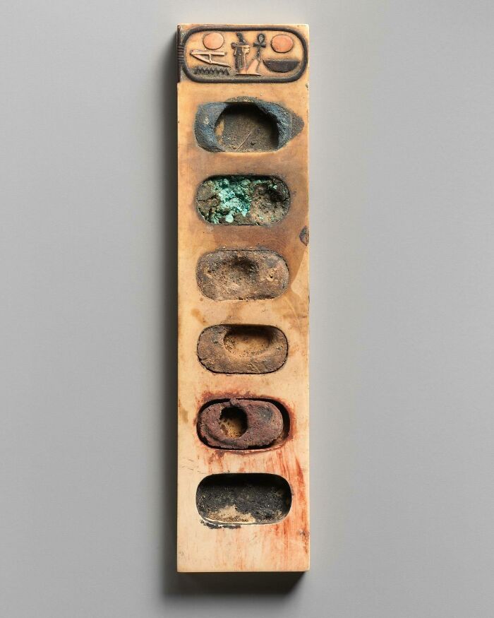 Paleta de pintor de 3400 años del antiguo Egipto, época de Amenhotep III