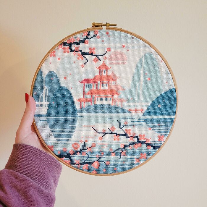 ¡He terminado mi Pagoda en punto de cruz!