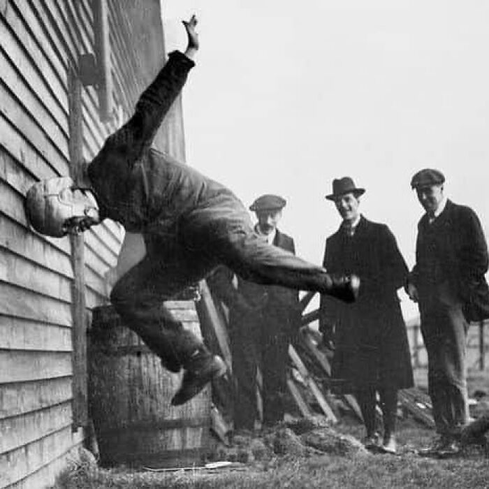 Prueba de casco en el año 1912