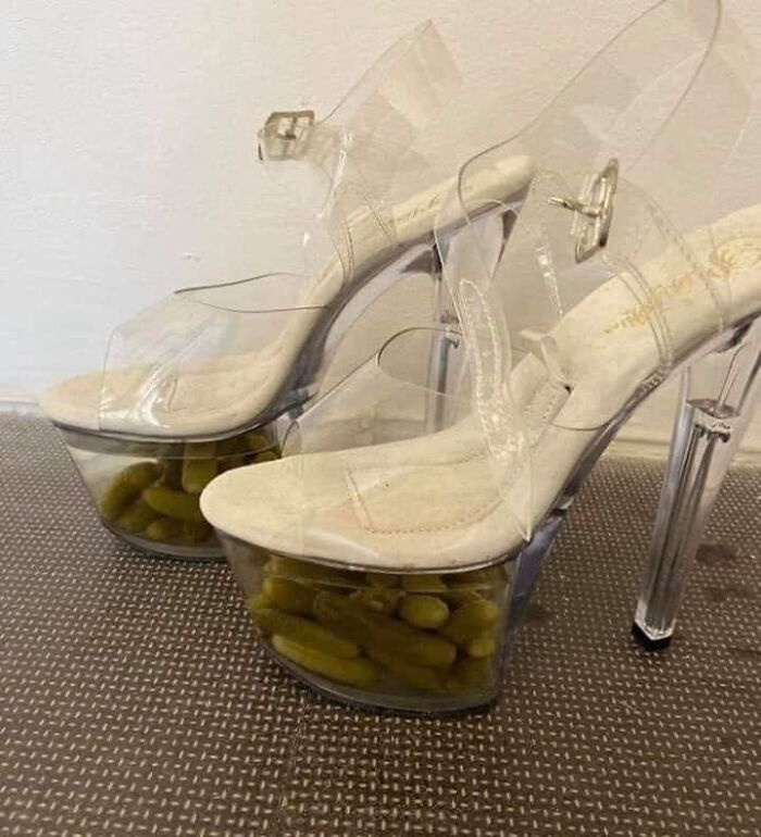 40 Times People Spotted Food In Places It Shouldn't Be And Just Had To Share Pics In This Online Group