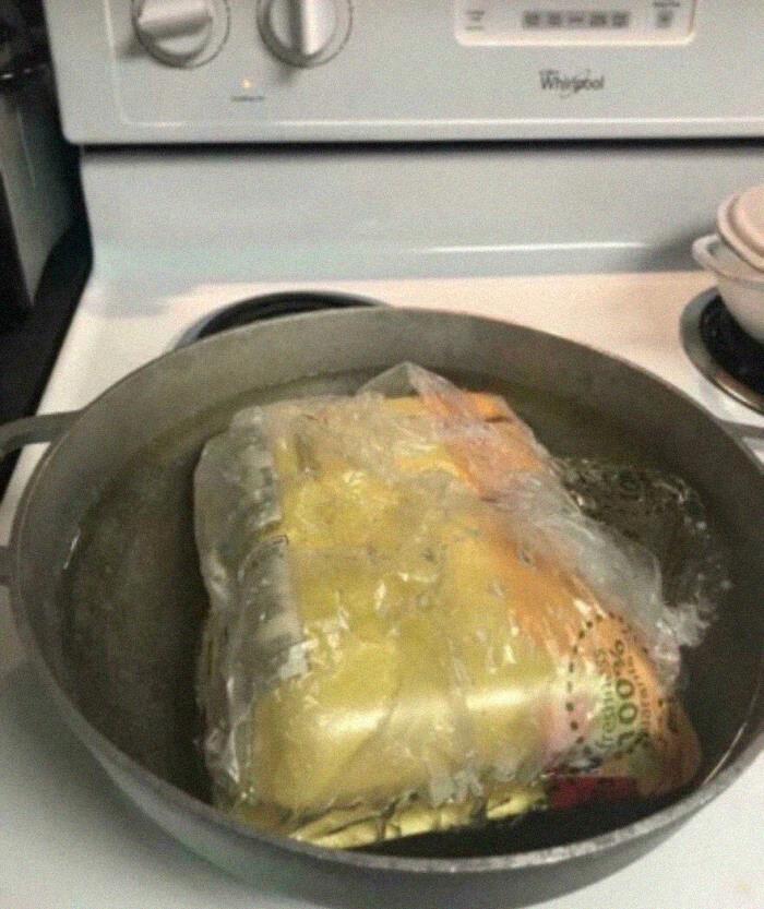 Le pedí a mi hermana que cociera el pollo y me encontré esto al llegar a casa