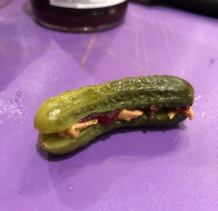 El año pasado tuve un trastorno alimentario y mi cerebro quería comer pepinillos con mermelada y crema de cacahuete